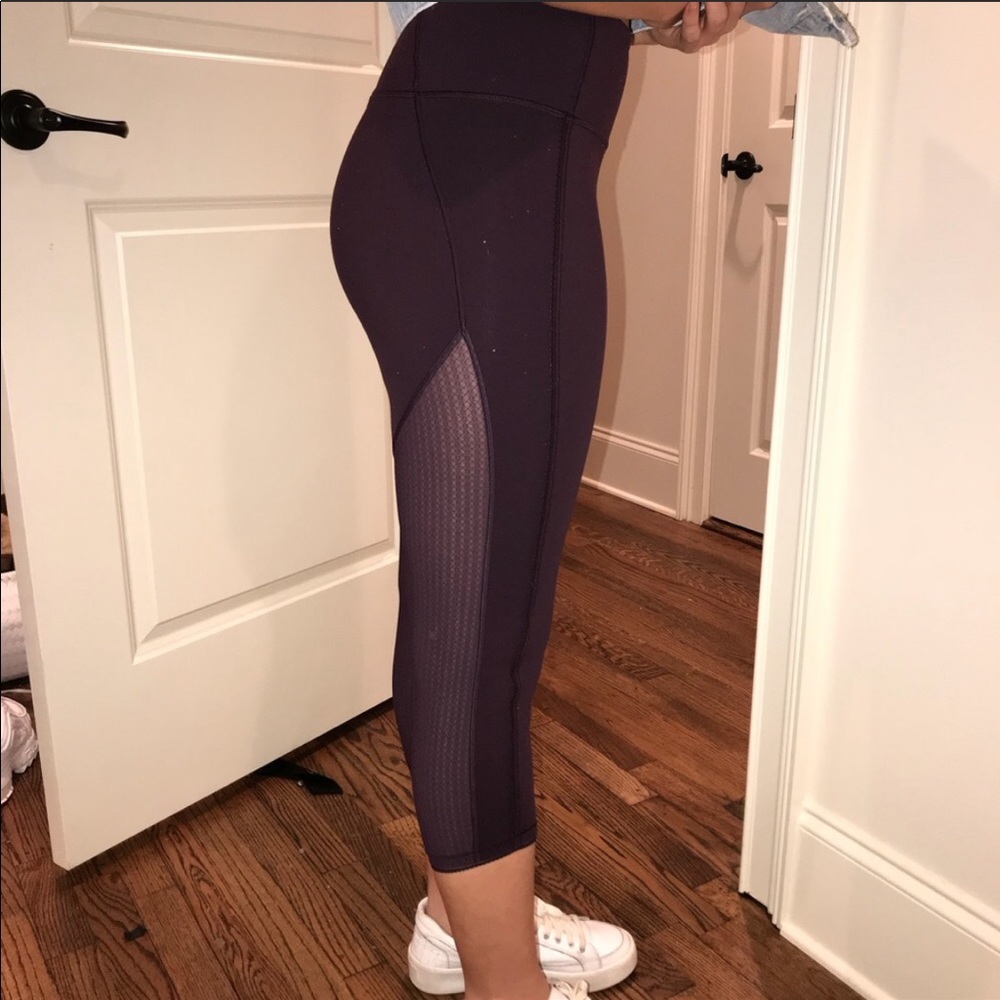 Cropped Lululemon Maroon Leggings